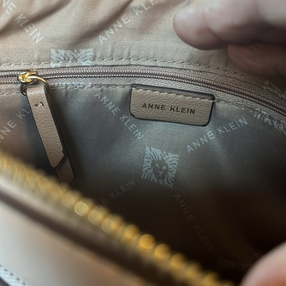 Pink Anne Klein Purse - Picture 5 of 5